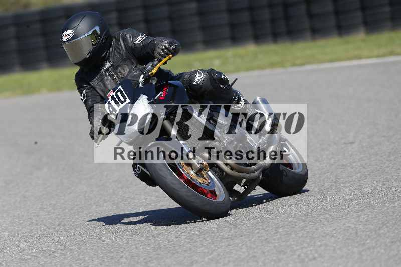 /43 08.08.2025 Discover the Bike ADR/Race 3 rot/410